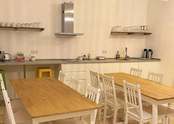 Hotel Banana Gay House - Only Men Sevilla